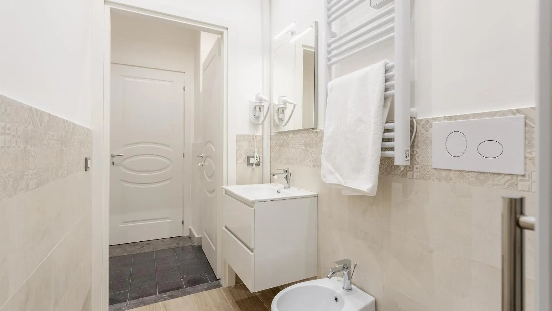 Aragona House Palermo Bed & Breakfast Italy
